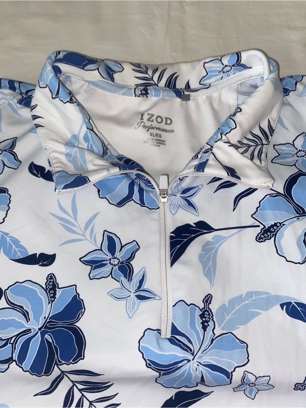 Izod White Sleeveless Polo with Light and Navy Blue Floral Print - Picture 4 of 8